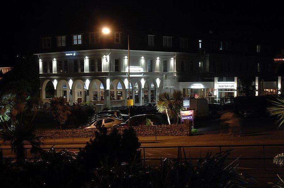 Premier Inn Premier Inn Torquay Seafront Ngoại thất bức ảnh